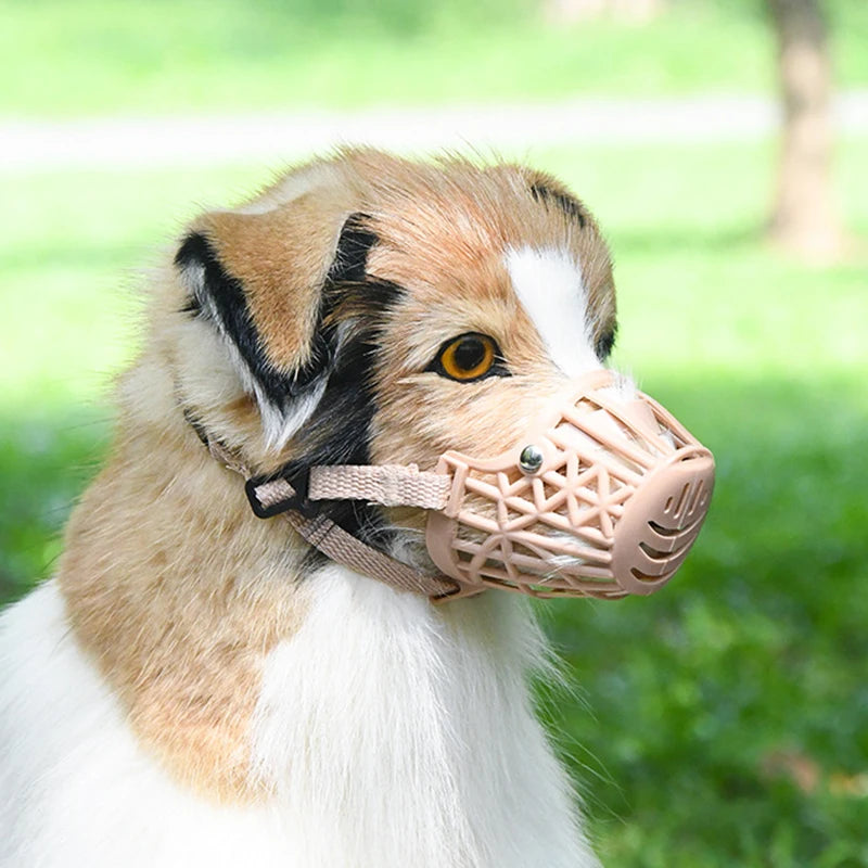 Adjustable Breathable Muzzle for Safe Pet Control