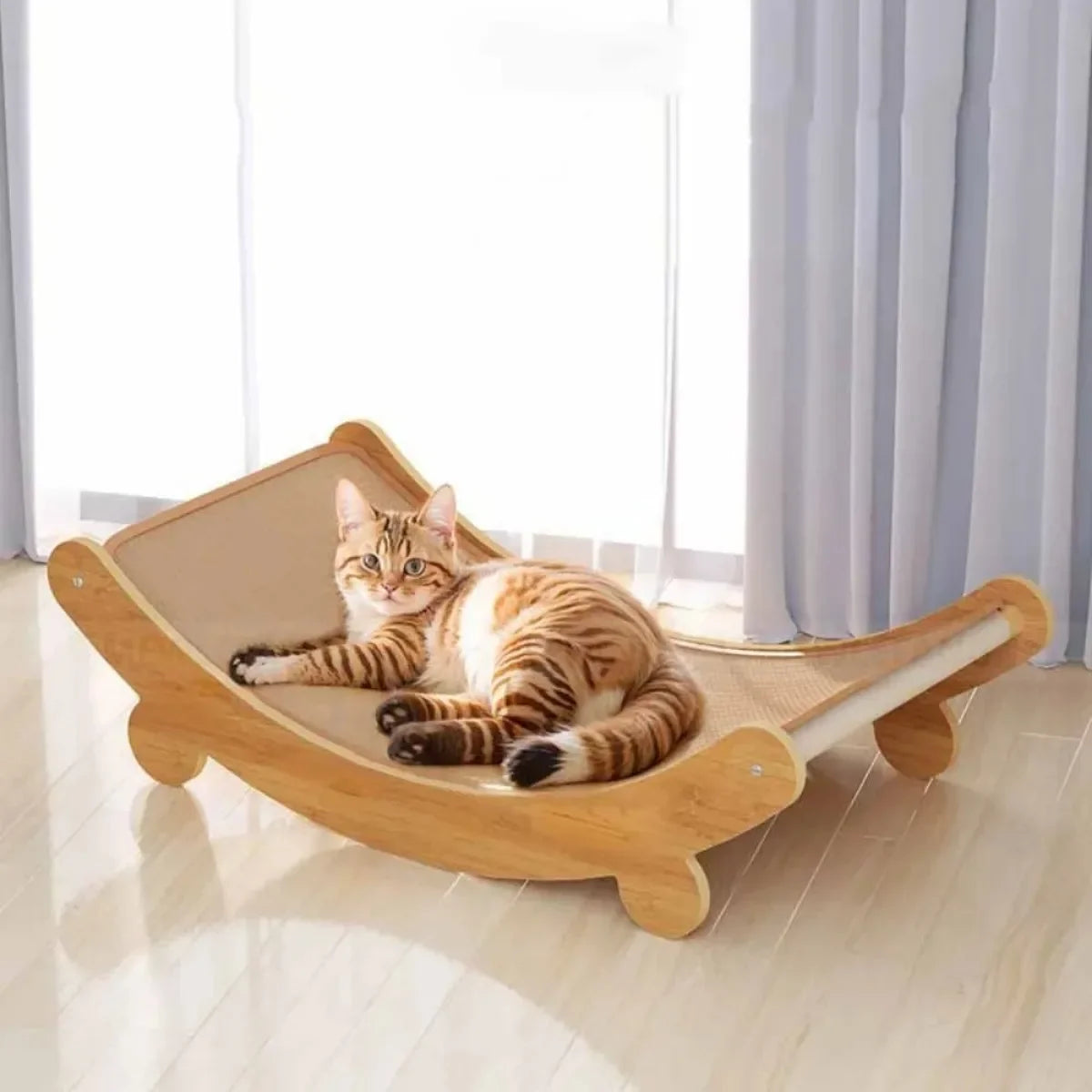 Wooden Multifunction Cat Scratching Pad and Bed