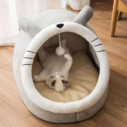 Cozy Pet Tent Bed with Cute Animal Ears